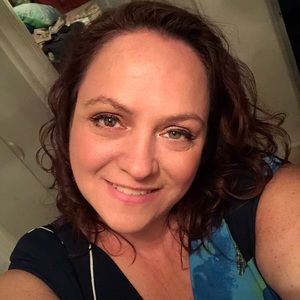 Meet your Posher, Angelique